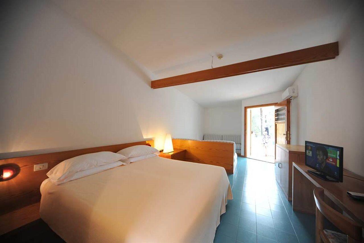 Hotel Kyrie Isole Tremiti San Domino Kültér fotó