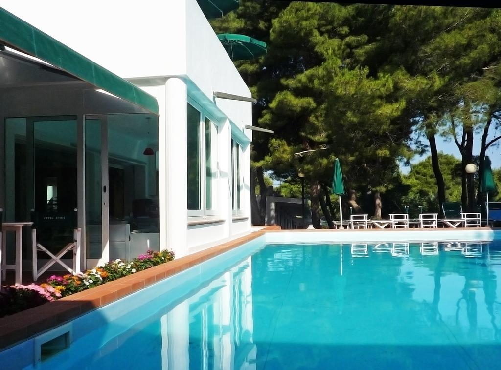 Hotel Kyrie Isole Tremiti San Domino Kültér fotó